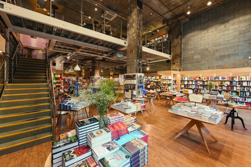 Waterstones Premier Retail