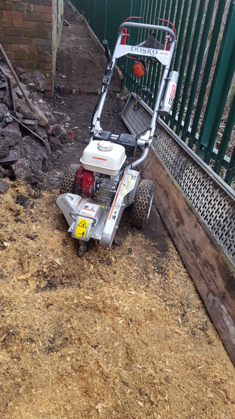 Stumped Landscaper Calls on Frank Key Tool & Plant Hire Industry News