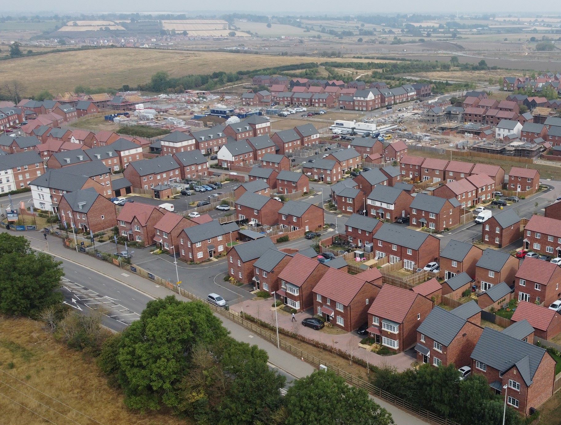 Final homes for sale at Rugby development as construction nears